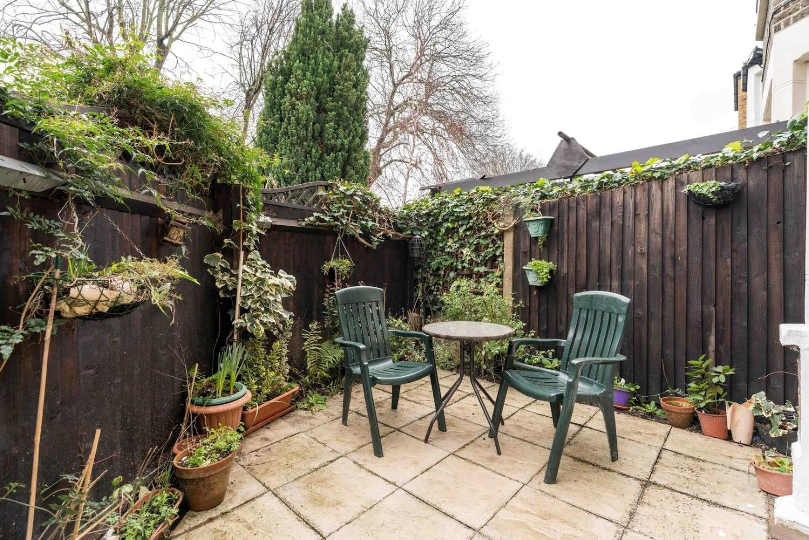 New Stylish 1 Bedroom Flat With Garden ロンドン エクステリア 写真