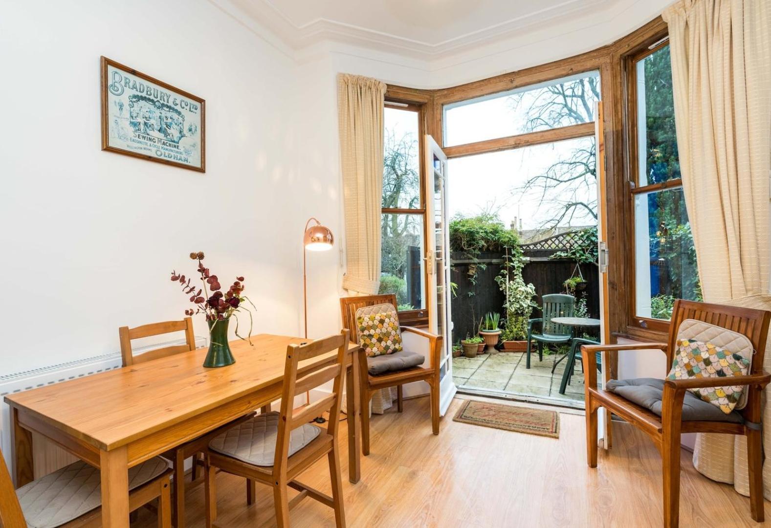 New Stylish 1 Bedroom Flat With Garden ロンドン エクステリア 写真
