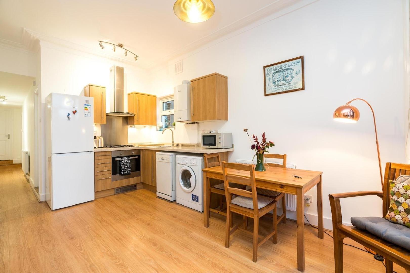 New Stylish 1 Bedroom Flat With Garden ロンドン エクステリア 写真